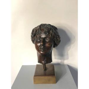 Bronze Head Of A Woman From The 1950s. 