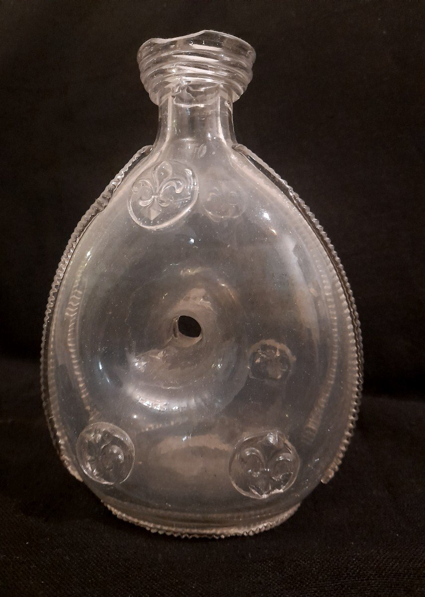 Gourde Annulaire ou de pèlerin En Verre Souffle Epoque XVIII Fleur De Lys