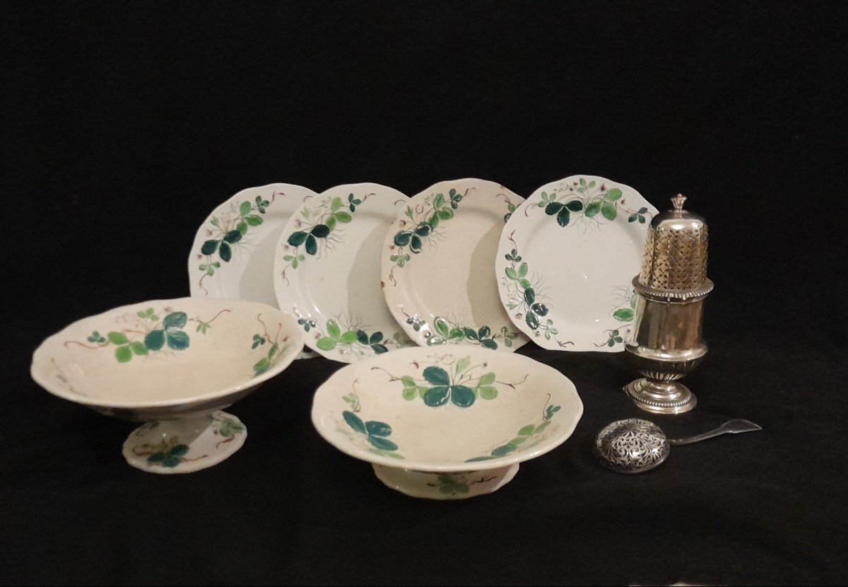 Partie de Service Aux Fraisiers Georges Sand Manufacture Creil Montereau Faience Fine