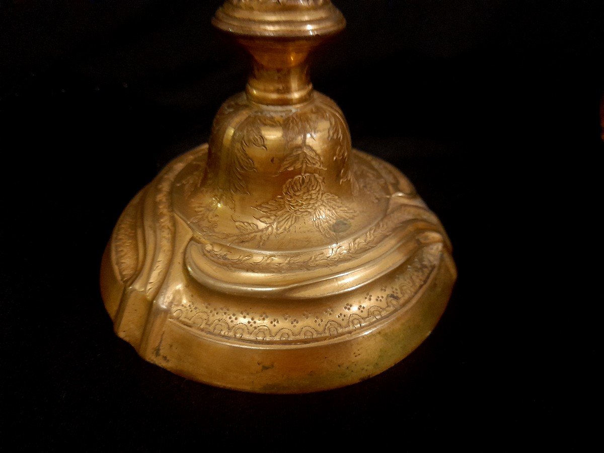 Pair Of Louis XV Period Candlesticks In Gilt Bronze -photo-2