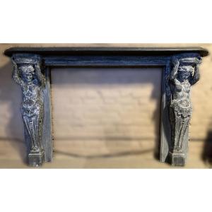 Console Caryatids