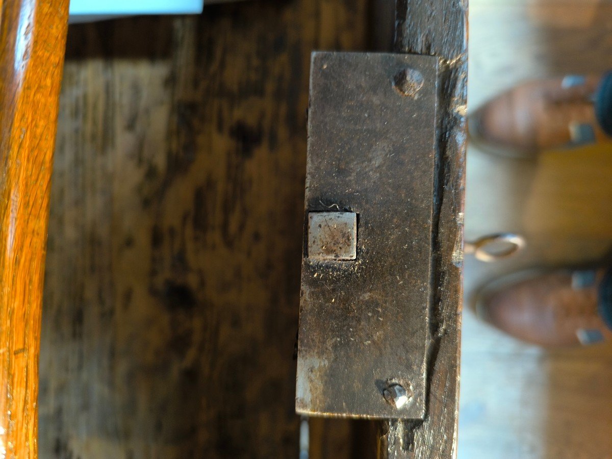 Oak Chest Of Drawers. Probably Belgian Work From The Beginning Of The 18th Century.-photo-4