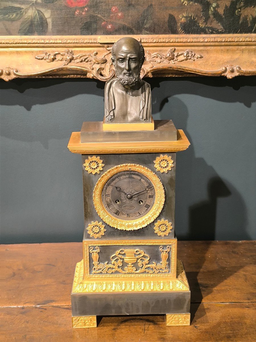 Clock In Patinated Bronze And Gilded Bronze From The Restoration Period