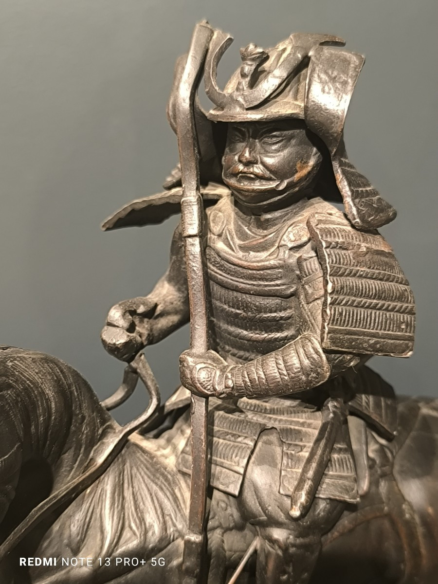 Bronze With Brown Patina: Samurai On Horseback-photo-2