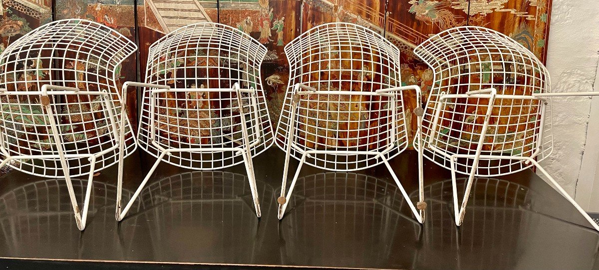 Harry Bertoia (1915-1978), Suite de Quatre Chaises Modèle Wire En Maille de Fer d'Acier Laqué Blanc édition KNOLL-photo-6