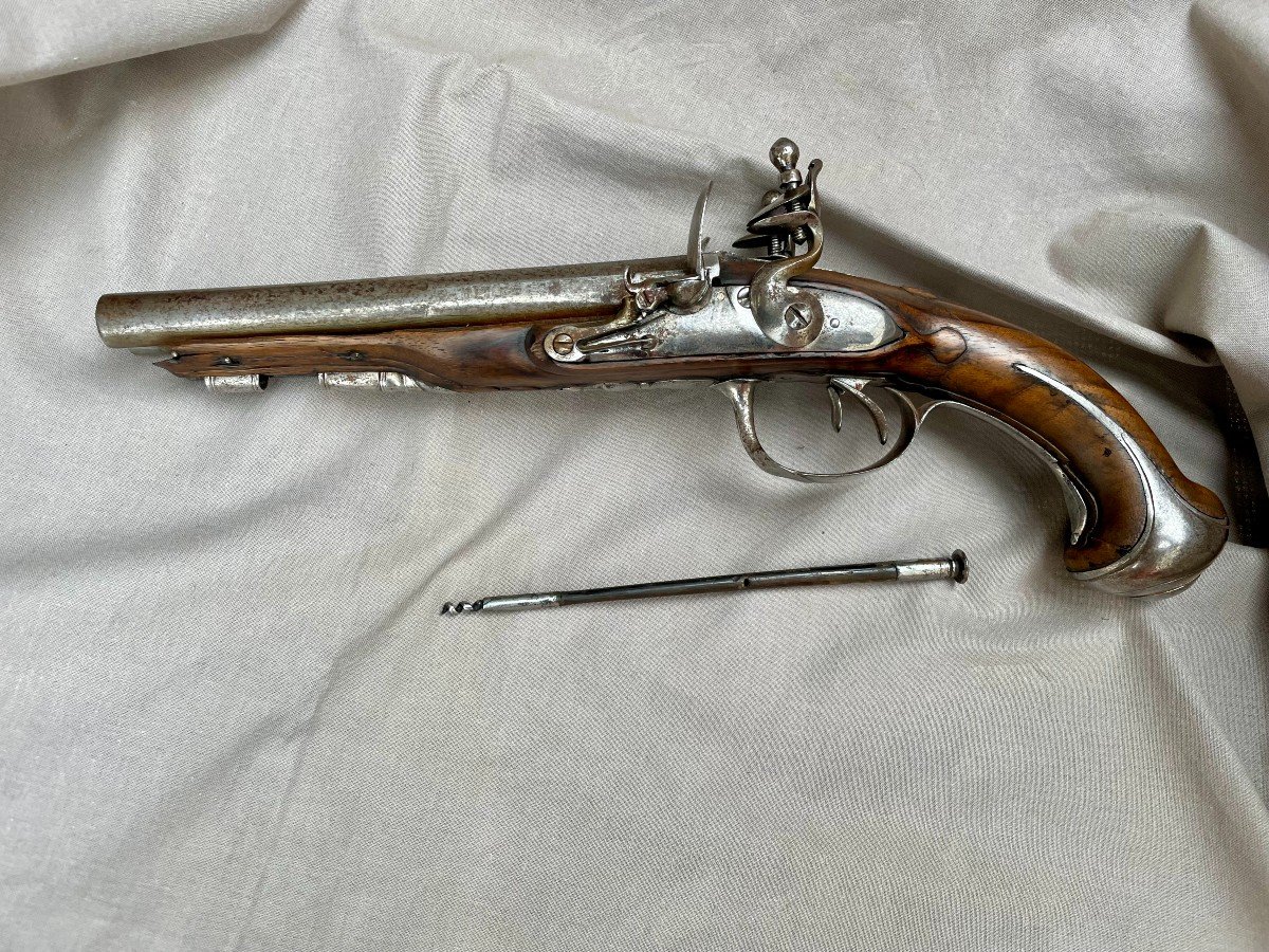 Double Flintlock Pistol For Travel Or Carriage. Juxtaposed Baguette Barrels Of Louis XV Origin-photo-2