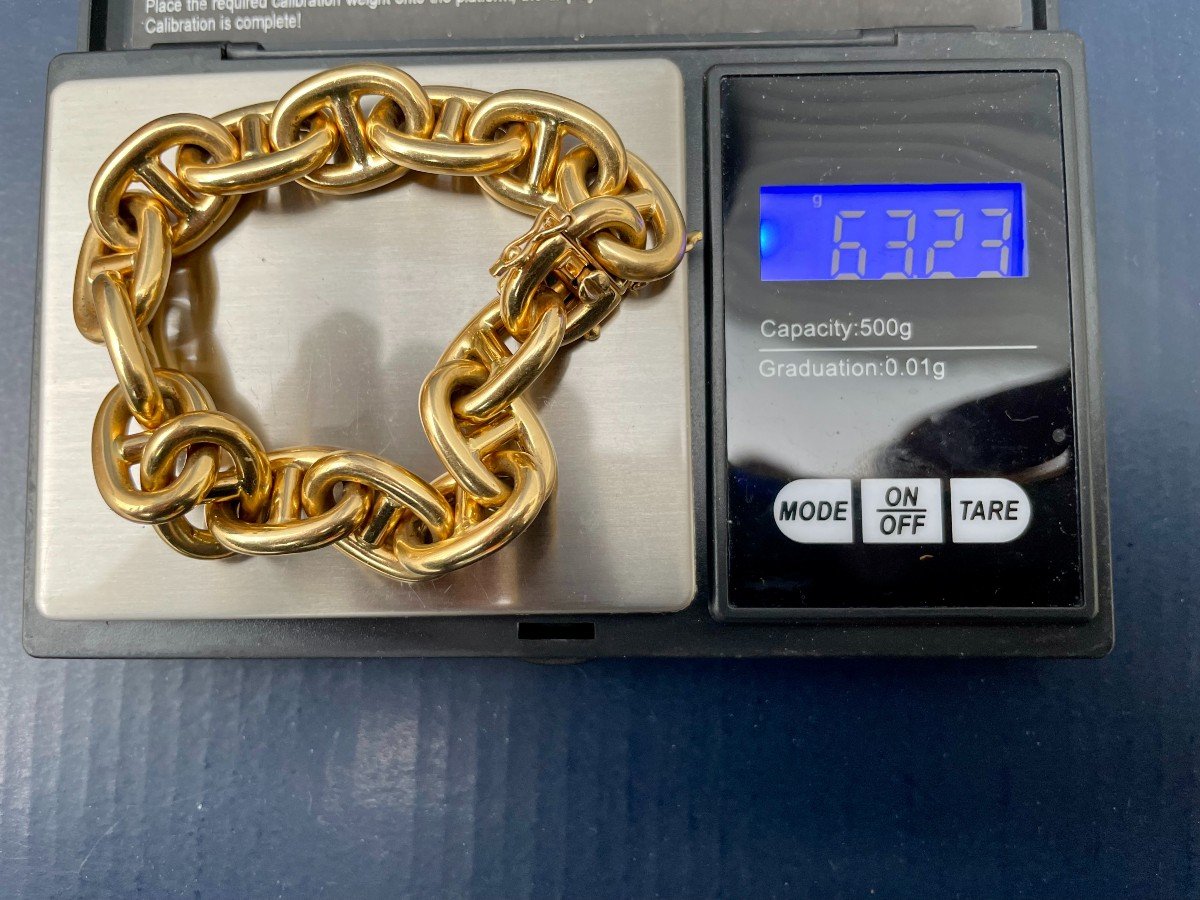 Bracelet Chaîne d’´ancre or jaune plein 18K carats (750 ) maillons articul&eacute;s poids 63 gr . Sign&eacute;.Mod&egrave;le chaine d&#039;ancre pr&eacute;sent&eacute; dans un ancien &eacute;crin de la Maison Cartier &agrave; Blois -photo-8