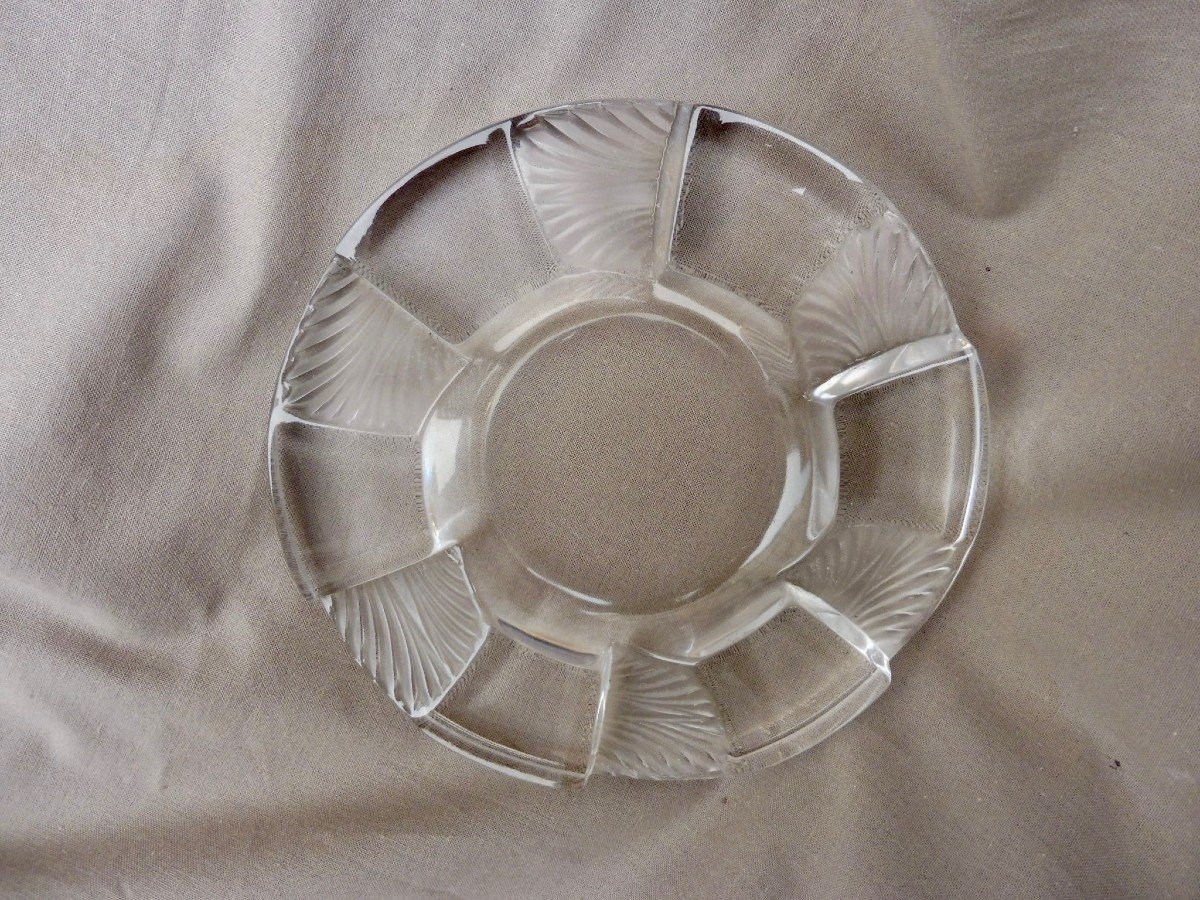 Lalique France Round Circular Ashtray In Transparent Crystal Alternating Palmettes In Satin D.15cm-photo-4