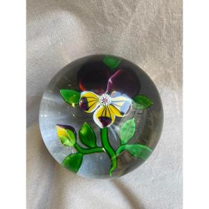 Baccarat Sulphide Crystal Paperweight Decorated With A Pansy With Two Violet Petals And Tai Star