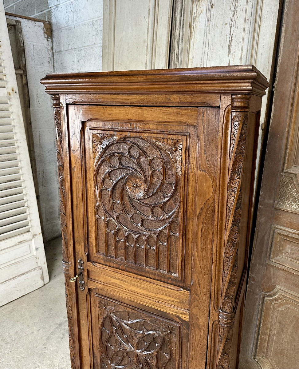 Armoire Gothique En Châtaignier époque 1900-photo-2