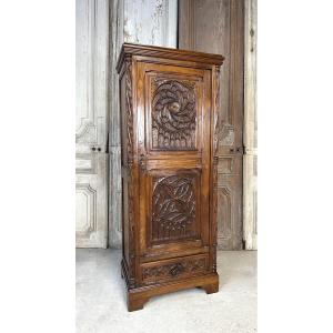 Armoire Gothique En Châtaignier époque 1900