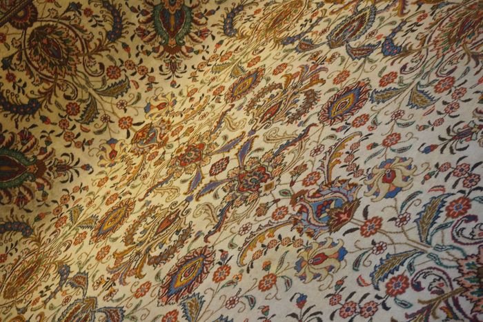 Large Persian Carpet Tabriz-photo-4