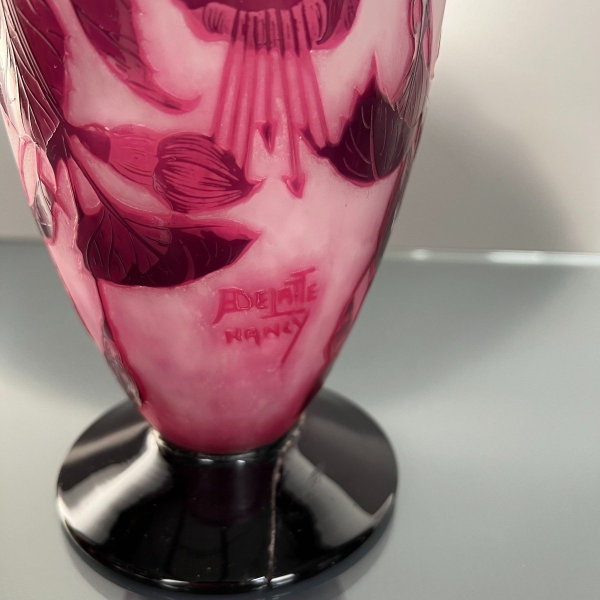 Multilayer Glass Vase By André Delatte With Fuchsia Flowers Design, Art Nouveau, 1920, Nancy-photo-4