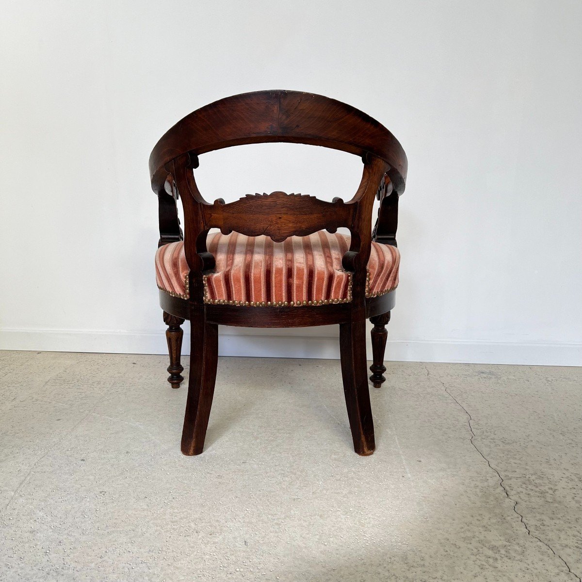 A Late 19th Century French Moulded And Carved Oak Gondola Back Office Chair-photo-4