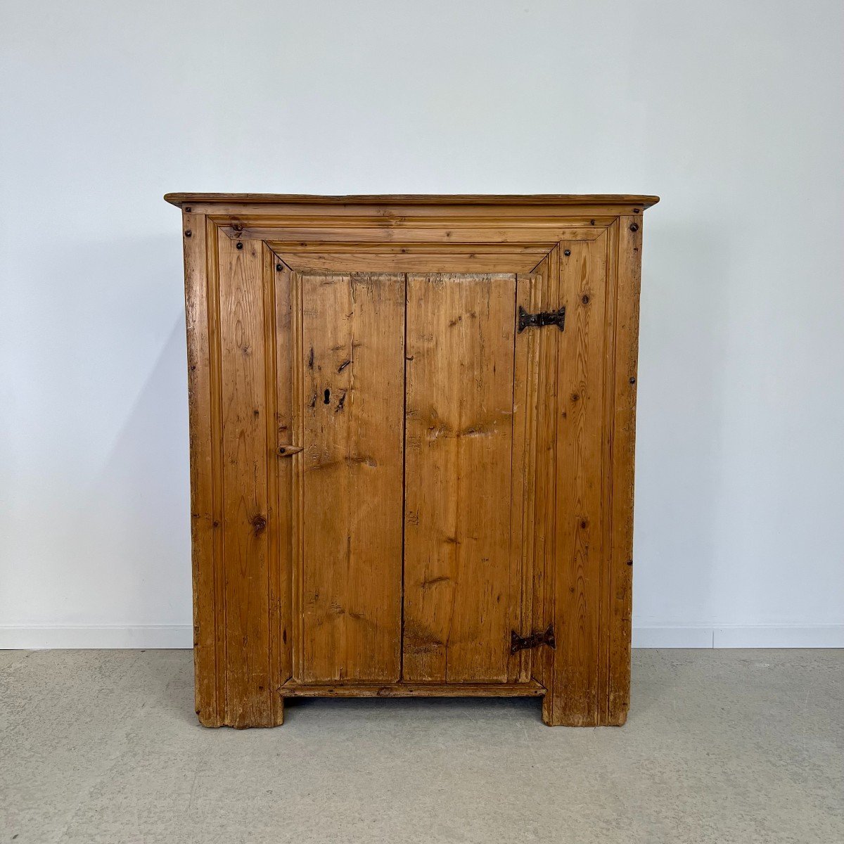 Authentique Meuble Armoire De Montagne, Confiturier, Savoie Alpes Art Alpin Du XVIIIe Siècle