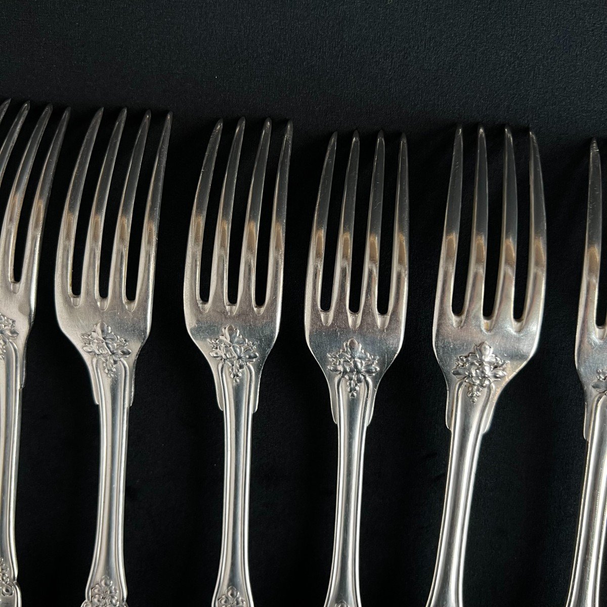 32 Piece Christofle 19th Century Cutlery Set Spoons And Forks Rare Model - Paris France-photo-2