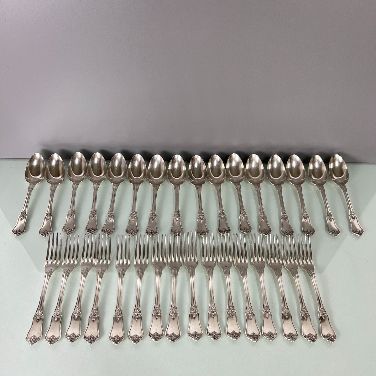 32 Piece Christofle 19th Century Cutlery Set Spoons And Forks Rare Model - Paris France-photo-8