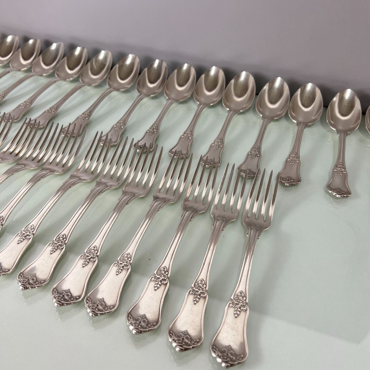 32 Piece Christofle 19th Century Cutlery Set Spoons And Forks Rare Model - Paris France