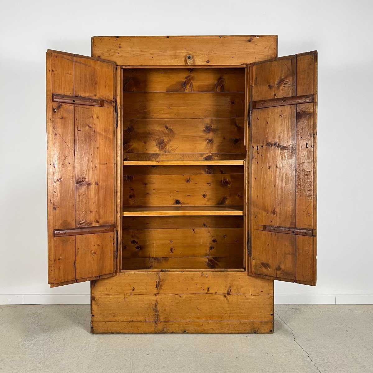 Authentic Mountain Cupboard (confiturier) From The French Alps, 18th-century Alpine Art-photo-4