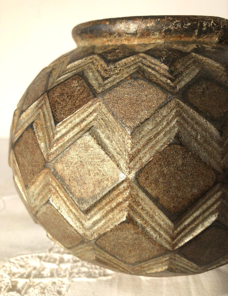 Art Deco Cast Iron Ball Vase-photo-2