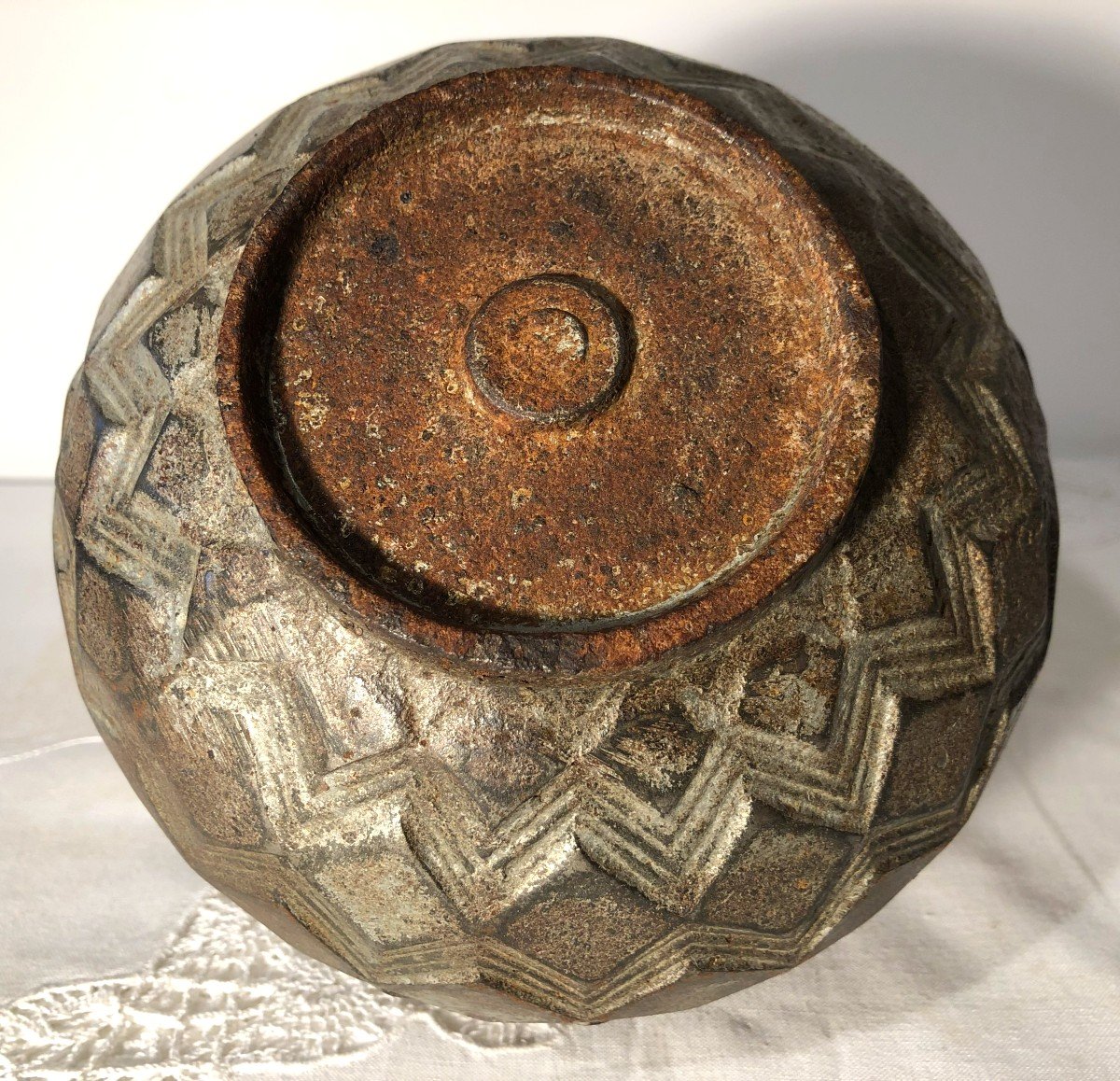 Art Deco Cast Iron Ball Vase-photo-4