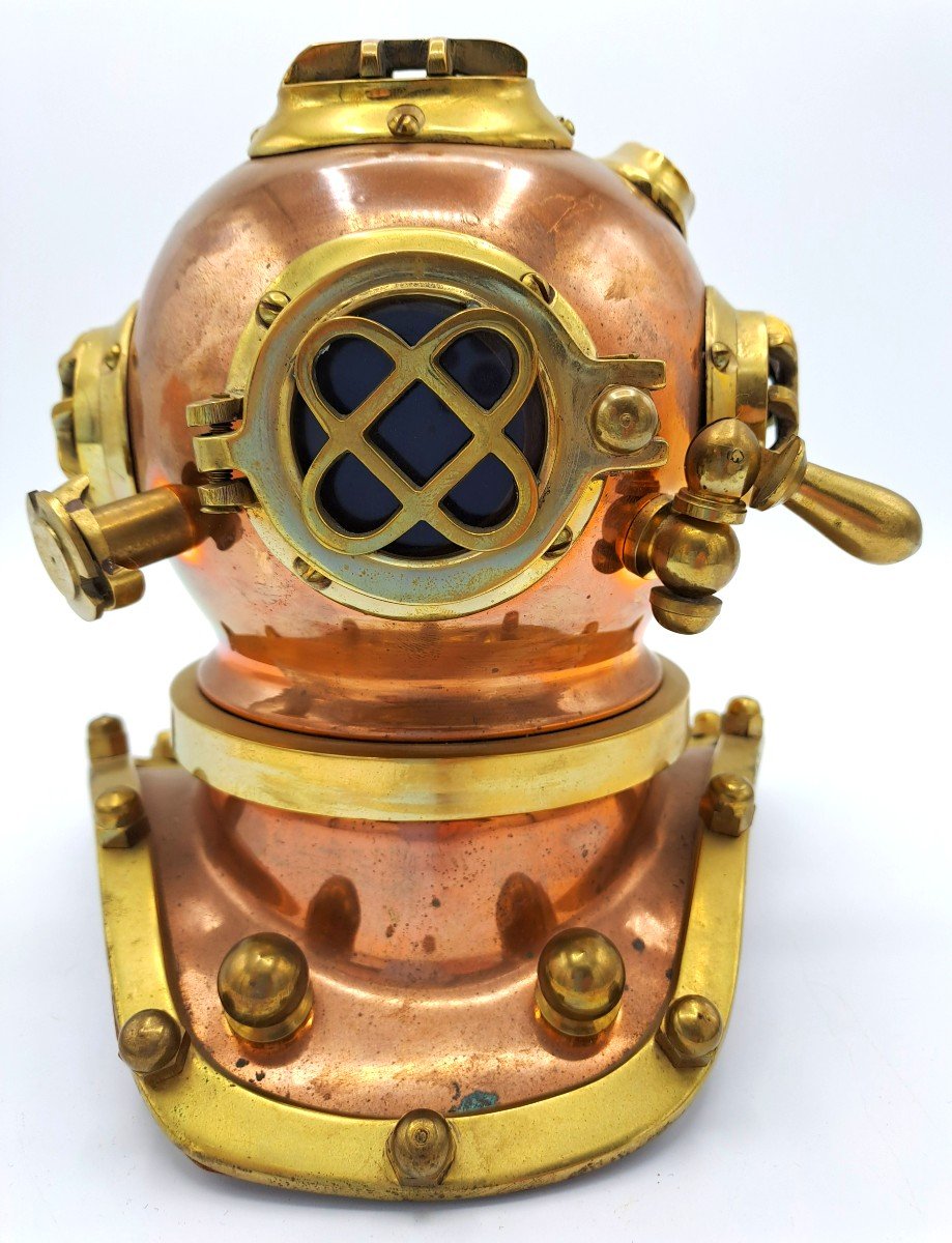 Us Marine Mark V Diving Helmet, Office Or Library Decoration, 20th Century