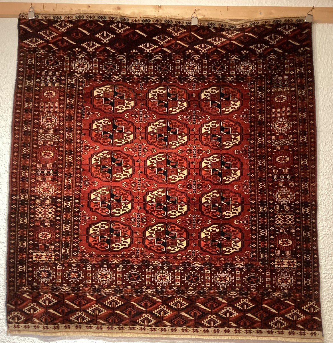 Tapis Turkmen   1.25  X  1.30