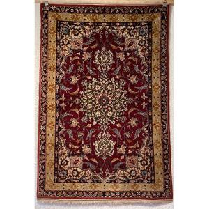 Isfahan Carpet 1.55 X 1.05