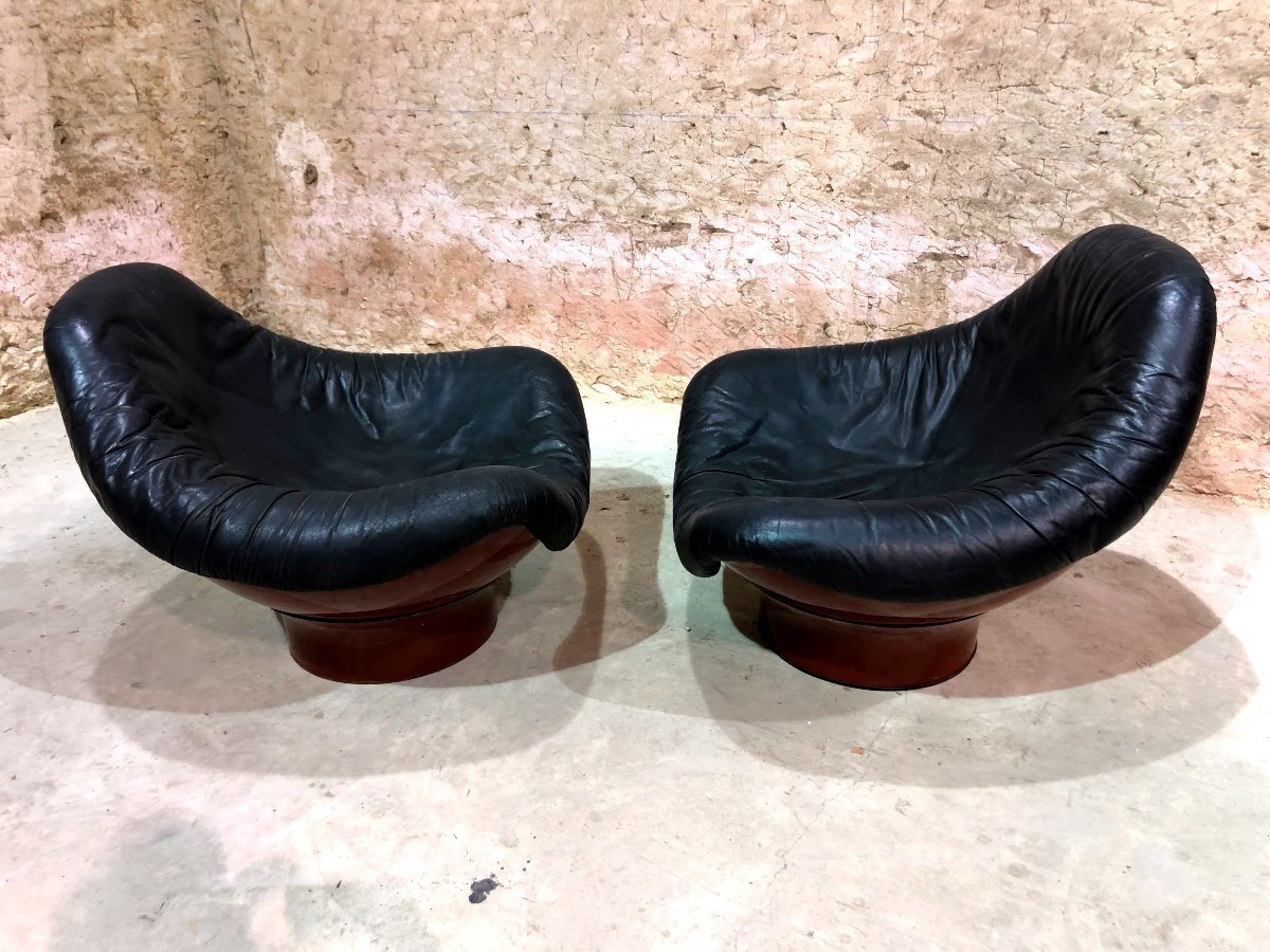 Paire De Gros Fauteuils Italiens En Cuir Et Fibre De Verre-photo-5