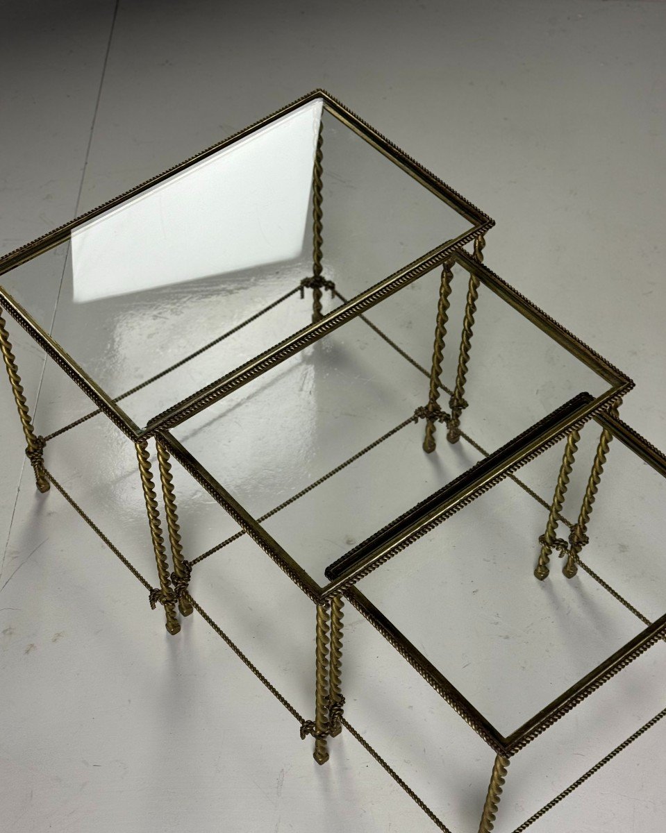 Regency Nesting Tables-photo-4