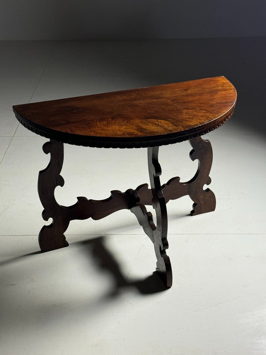 Demi Lune Table