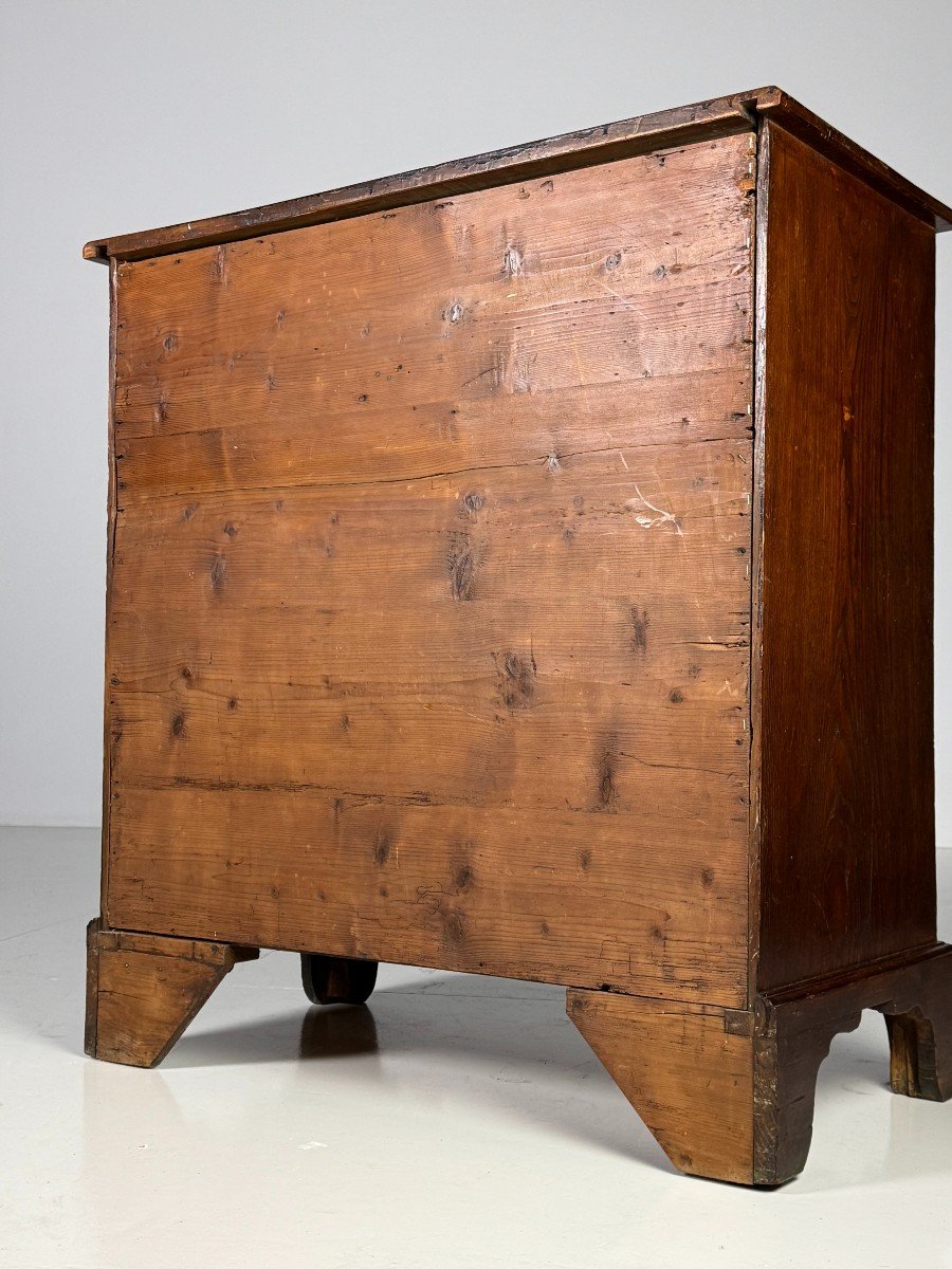 Mahogany Chest Of Drawers-photo-1