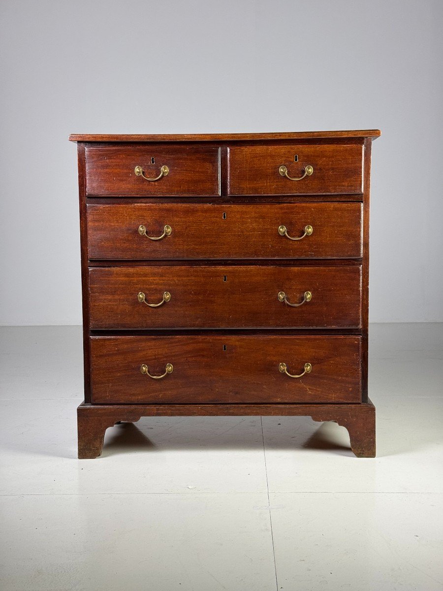 Mahogany Chest Of Drawers-photo-8