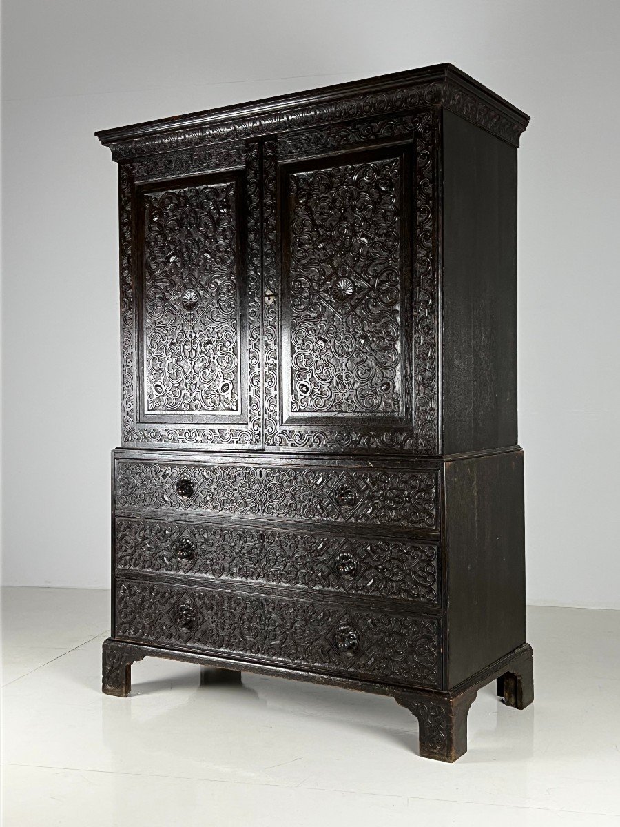 Victorian Hand Carved Oak Armoire -photo-2