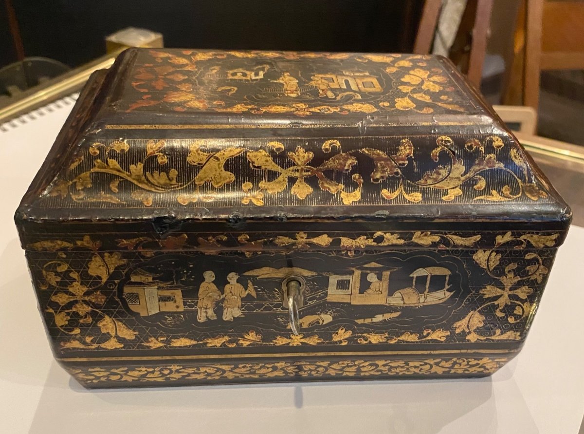 Ancien coffret Boîte à Thé XIXe En Laque De Chine Décor Peint Dorure Napoleon 3