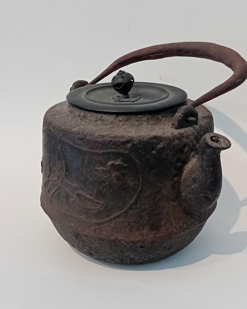 Ancient Teapot Oriental Art-photo-2