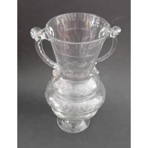 Double-handled Cup In Fine 18th Century Cut Crystal