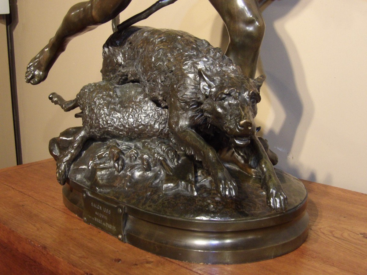 Hiolin - Important Bronze Sculpture "wolf"-photo-1