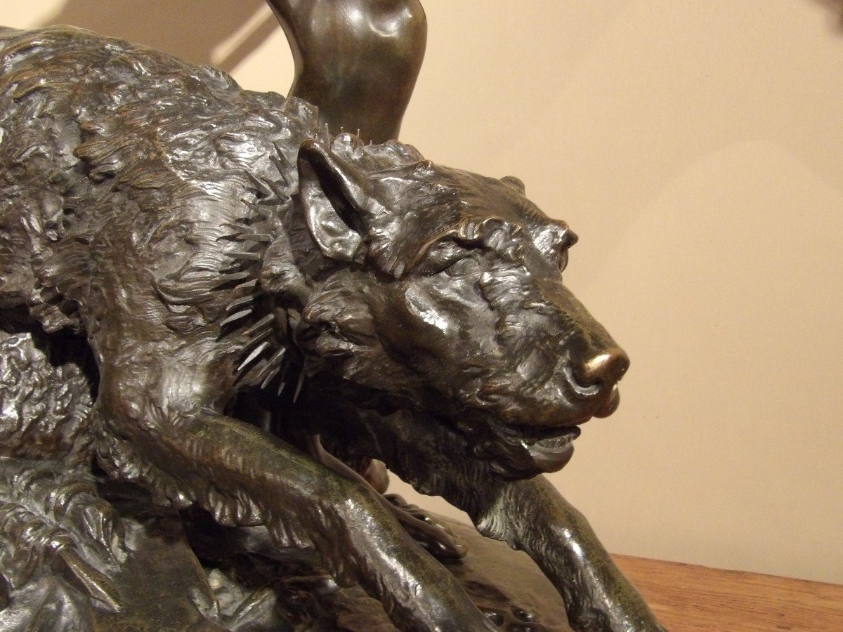 Hiolin - Important Bronze Sculpture "wolf"-photo-2