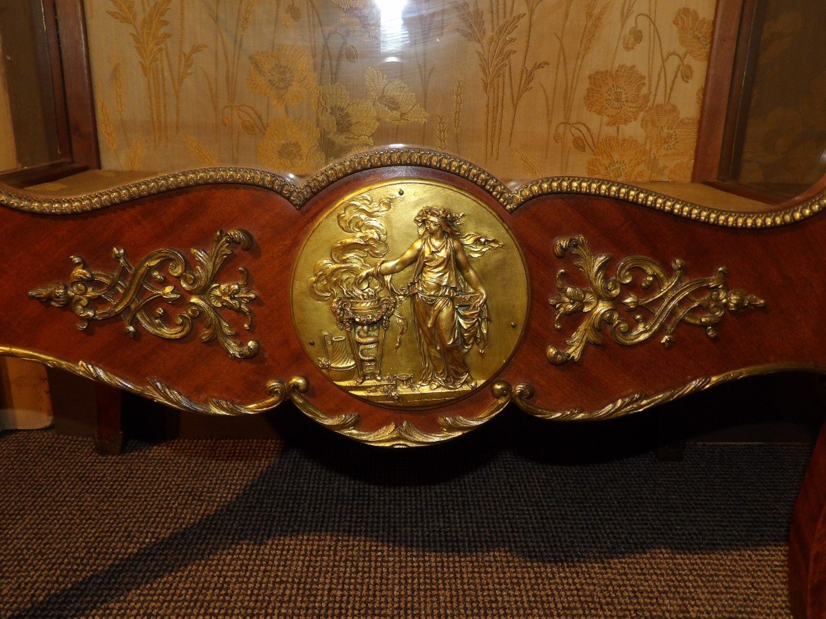 Oudin In Marseille – Marquetry Display Case With Chiseled And Gilded Bronze Trim-photo-2