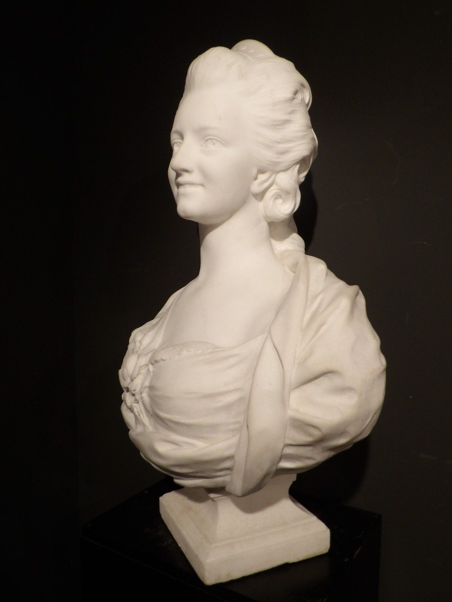 E Chretien - Important Sculpture In Carrara Marble Of The Young Marie-antoinette-photo-6