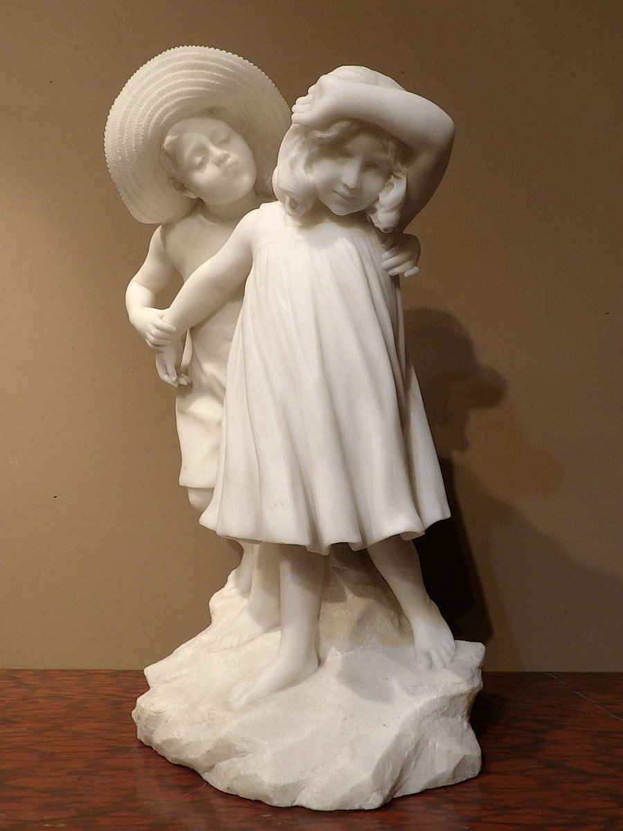 A. DEL PERUGIA - Sculpture en marbre de Carrare d'un couple d'enfants