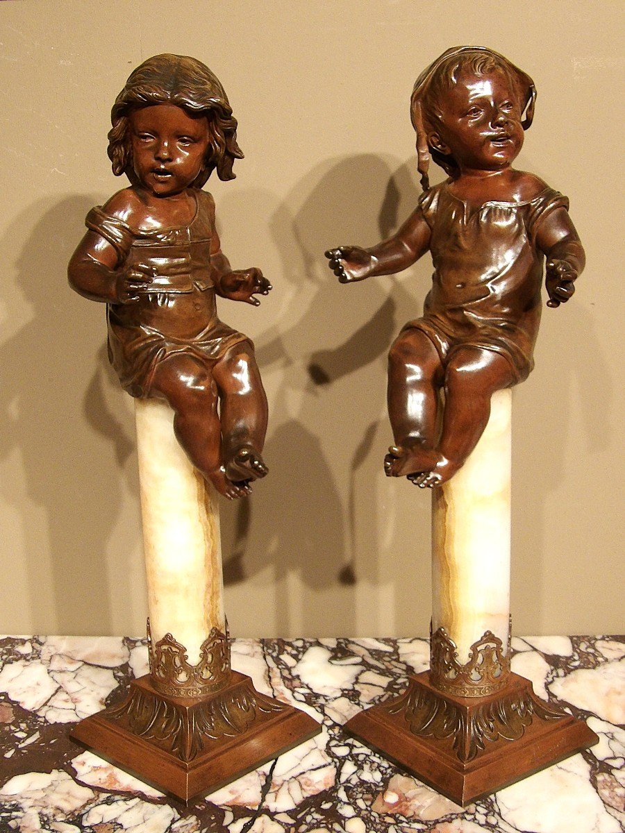 Nicolas Lecorney - Couple Of Children In Bronze On Onyx Columns