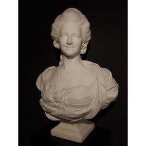 E Chretien - Important Sculpture In Carrara Marble Of The Young Marie-antoinette