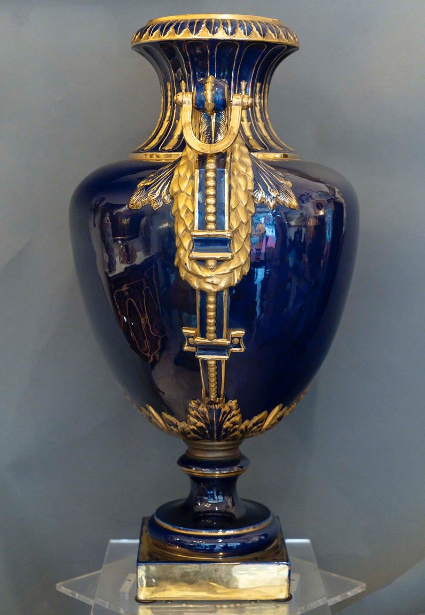 Spectacular Cobalt Blue Porcelain Vase Lxvi Style -photo-2