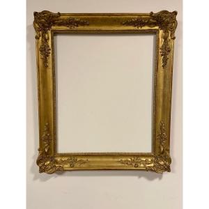 19th Century Frame In Wood And Gilded Stucco