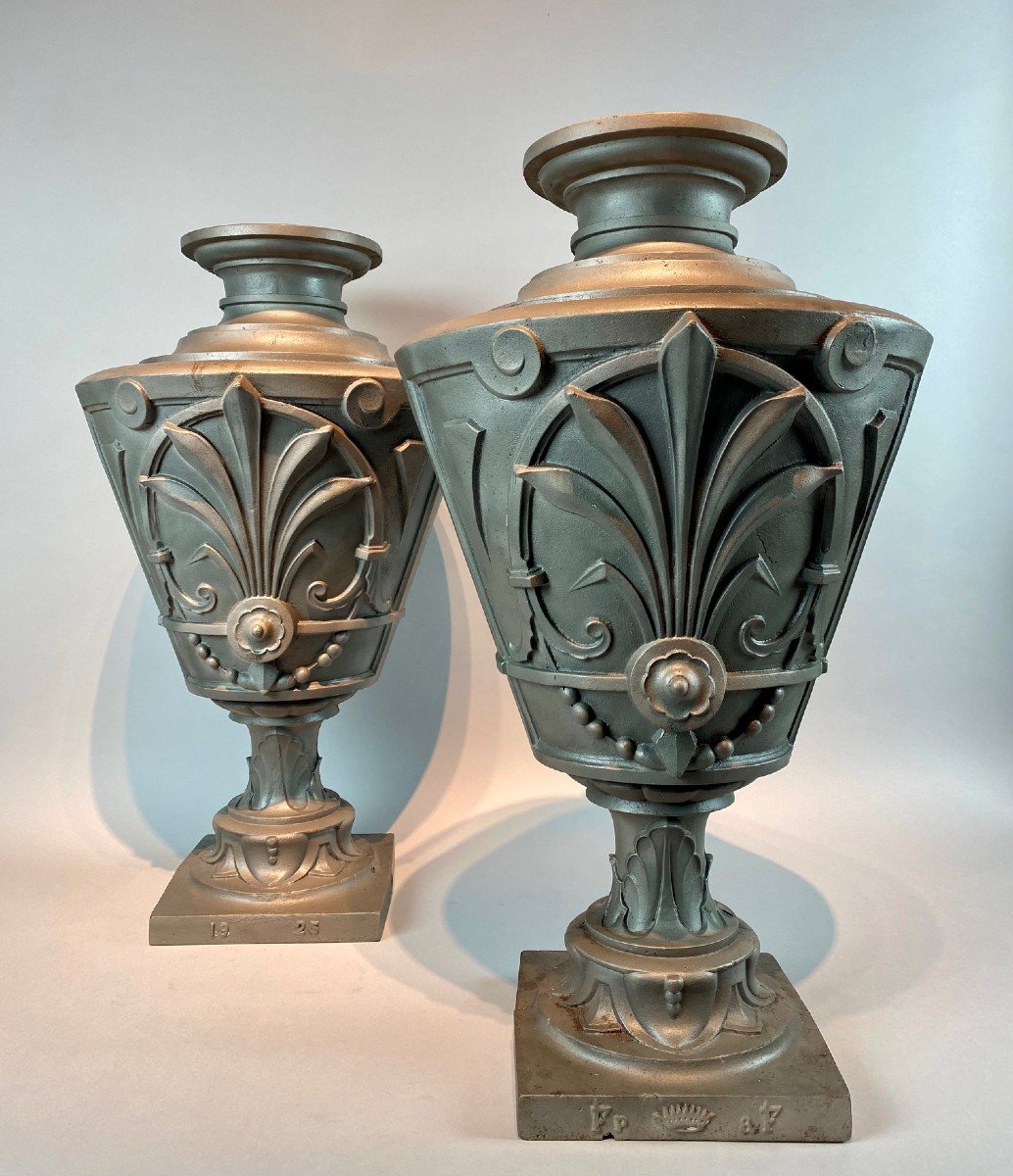 Une Belle Paire De Vases En Fonte, FP & F, 1925-photo-4