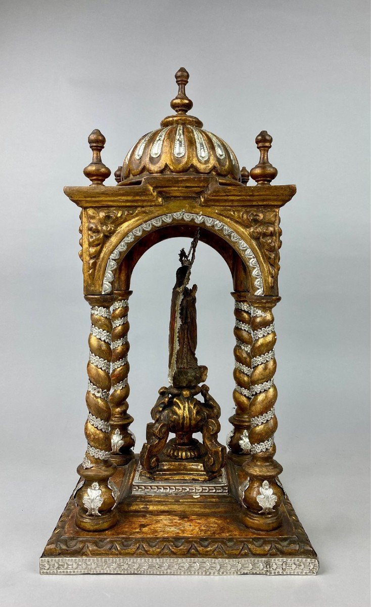 A Tabernacle From The Early 18th Century In Polychromed Wood And Solid Silver.-photo-2