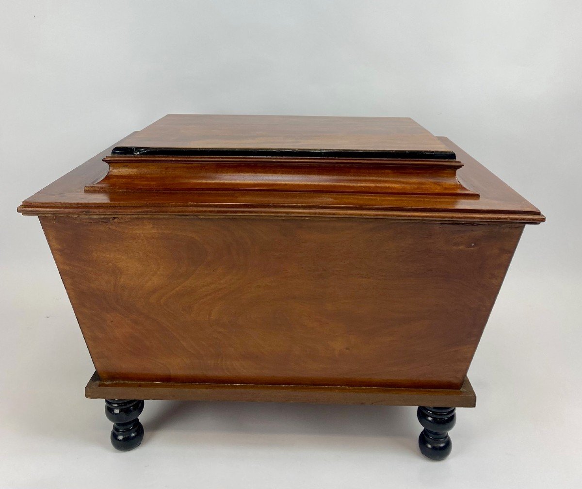 19th Century Mahogany Wine Cooler-photo-4