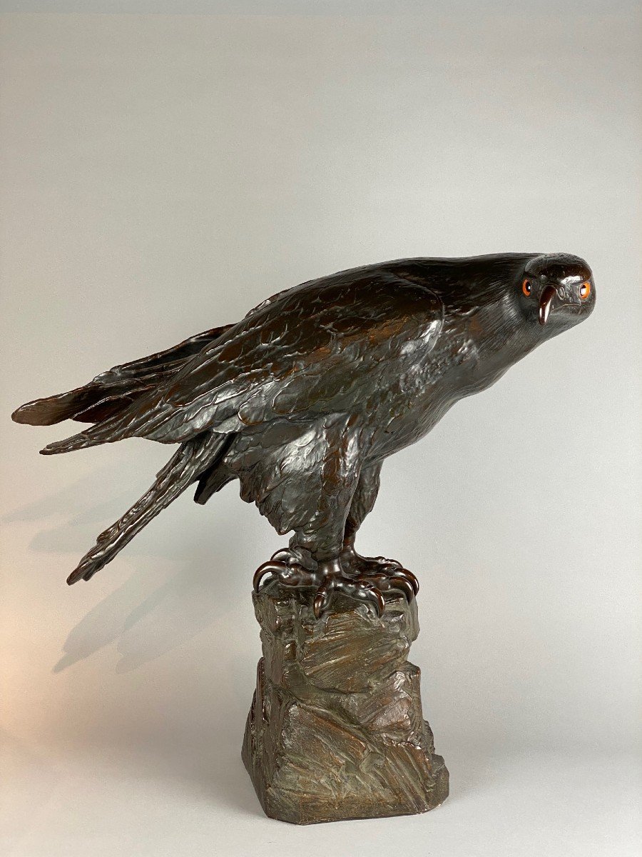 Une Sculpture  d'Un Aigle  En Terre Cuite, Grandeur Nature. H74cm-photo-2